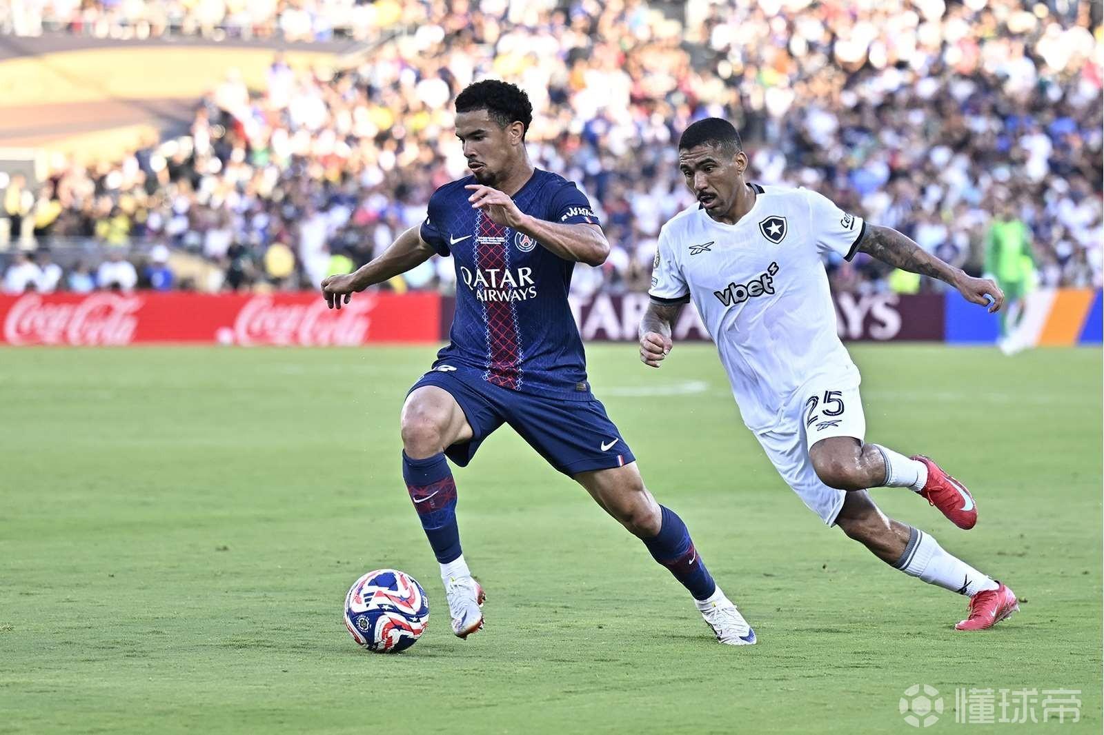 他会再次证, 巴黎中场扎