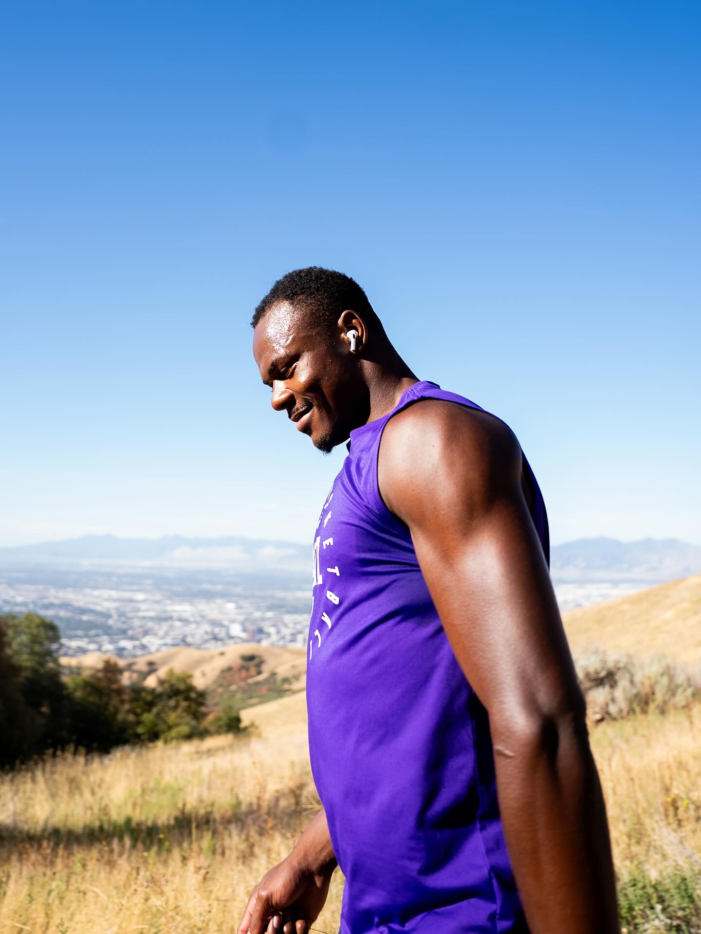 entit, 球员爬山照