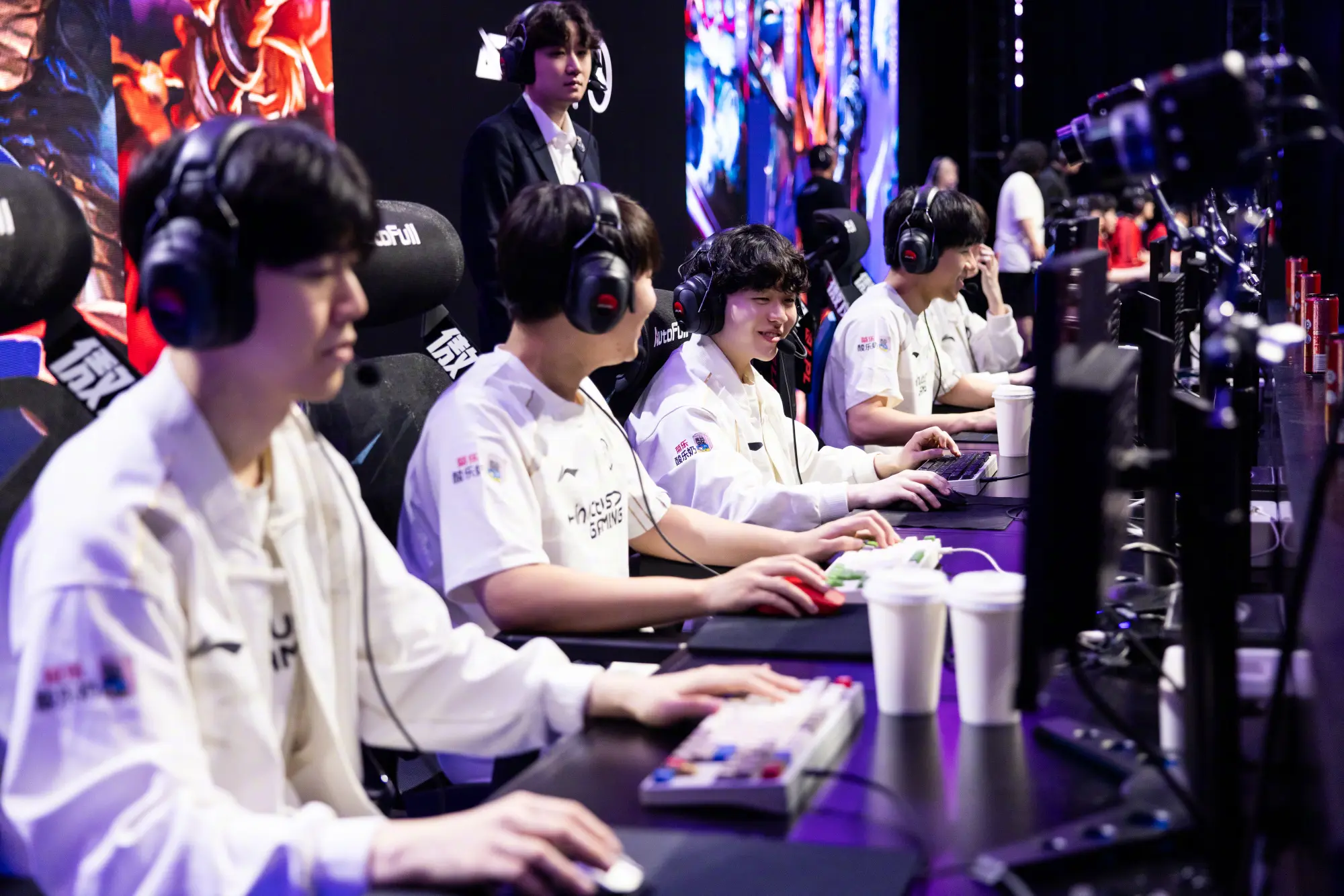 争议, alt, wei有点 争议, alt, wei有点