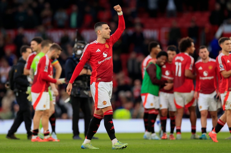 西媒, 现出色 西媒, 现出色